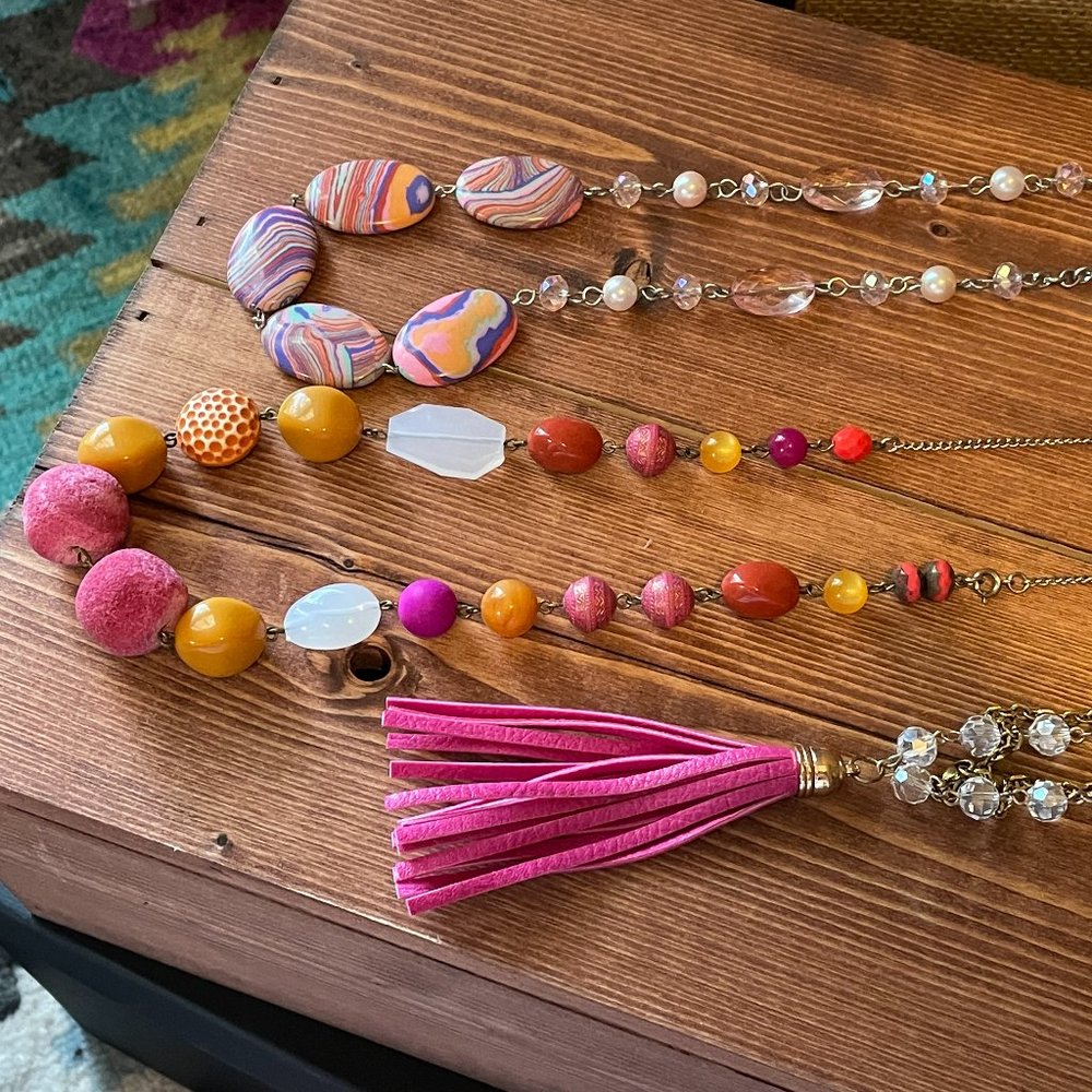 Set of 3 Fashion Necklaces in Pink